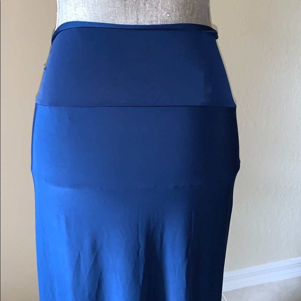 Be Creative Sarong - Picture 6 of 11